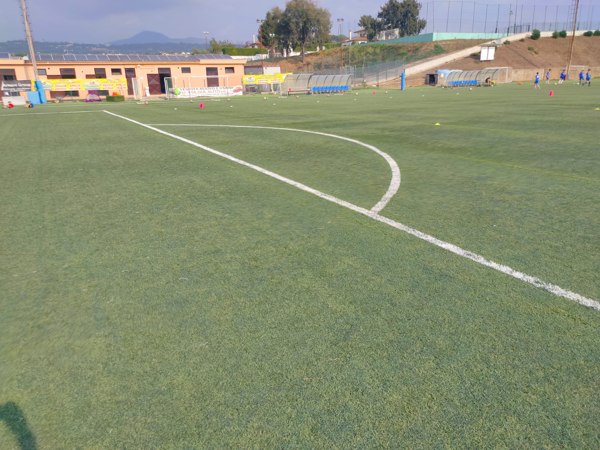 Campo in Sintetico Omologato per Calcio e Rugby - TAPPETO ERBOSO